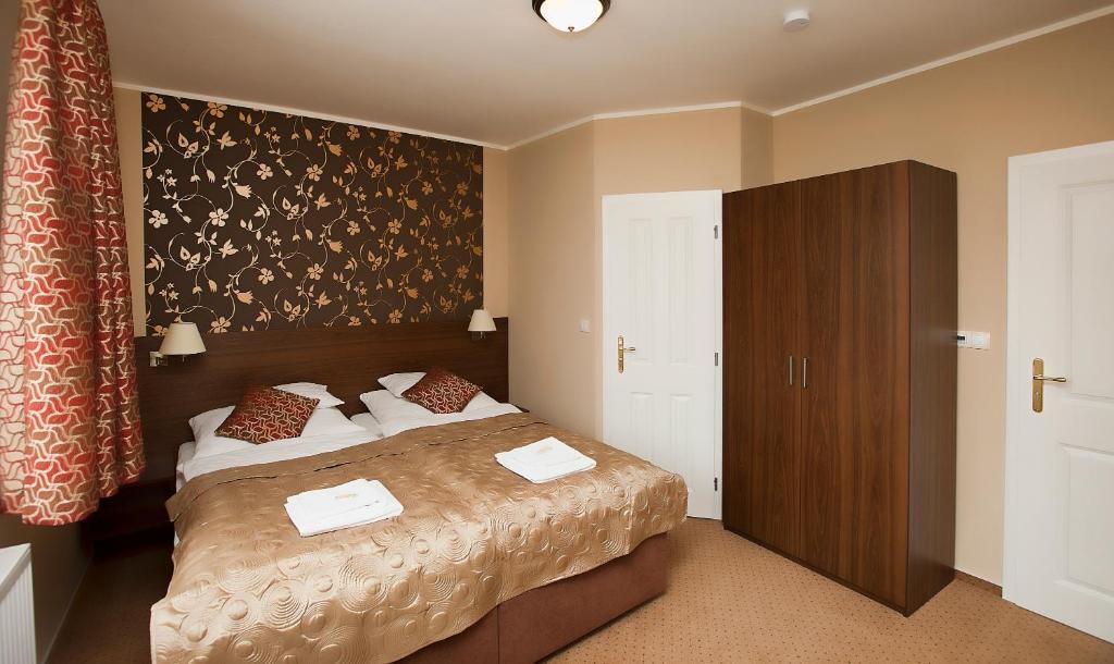 Old House Bed & Breakfast Hradec nad Moravici Rom bilde