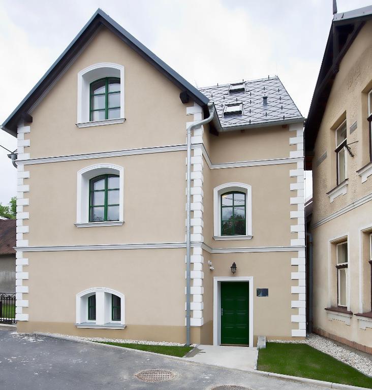 Old House Bed & Breakfast Hradec nad Moravici Eksteriør bilde